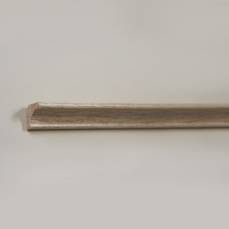 MDF Inside Corner Moulding/Scotia Auro (convoluta cum Quercus Alba Veneer + Paint) - Quercus Naturalis Color 7/8' x 7/8'