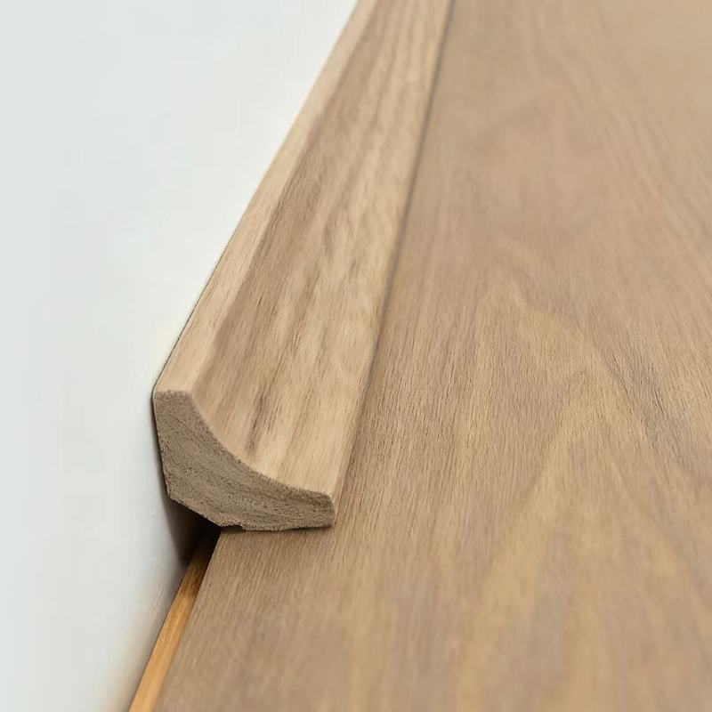 Lignum solidum Intus Corner Moulding/Scotia Auro (convoluta cum Rubro Oak Veneer + Paint) - Oak Color 3/5' x 3/5'